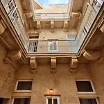 Old 1 By Vallettastay * La Valeta