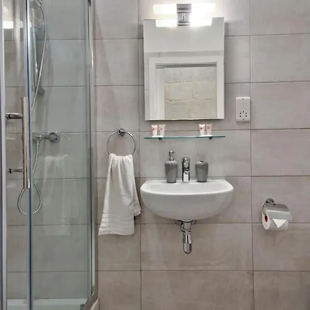 Διαμέρισμα Old 1 By Vallettastay Βαλέτα