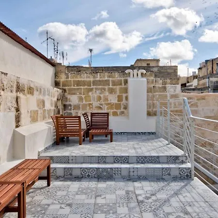 Old 1 By Vallettastay *